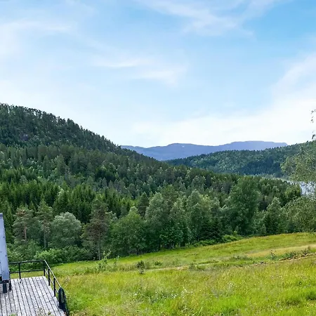 Lovely In Nordfjordeid