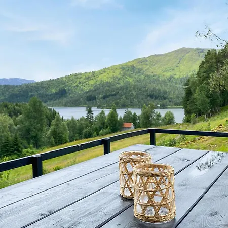 Lovely In * Nordfjordeid
